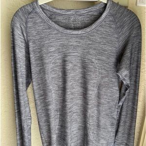 Lululemon swiftly tech long sleeve top